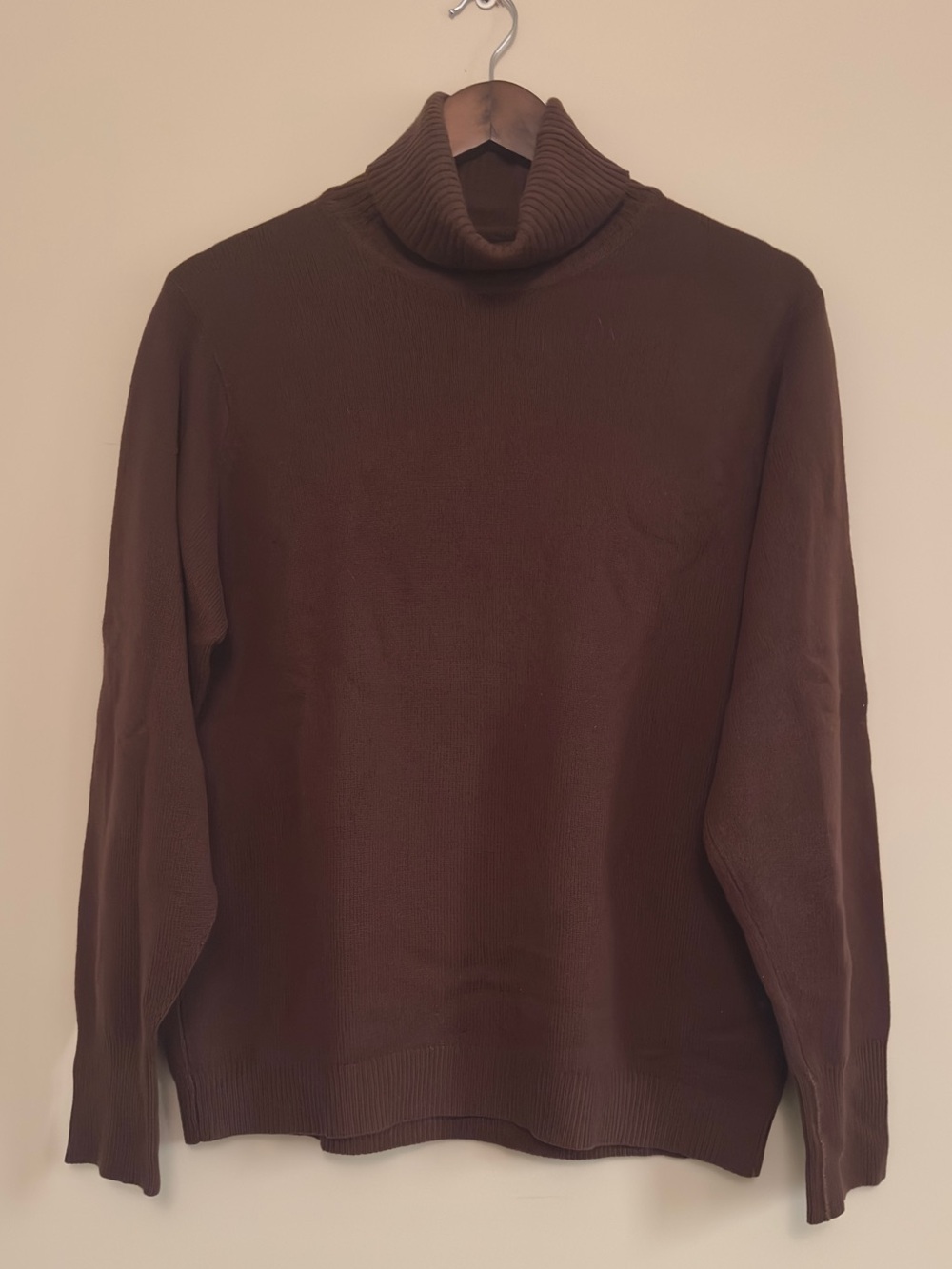 Ballantyne 100% Scottish Cashmere Vintage Turtleneck Sweater in Espresso Brown